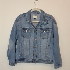 Universal Thread Light Blue Denim Jacket with Floral Embroidery